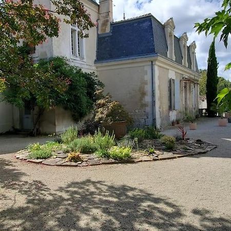 La Grelauderie 8 Apartment Saintes Luaran gambar